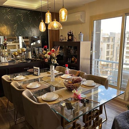 شقه مفروشه فاخره بالقاهره الجديده Apartment New Cairo Bagian luar foto